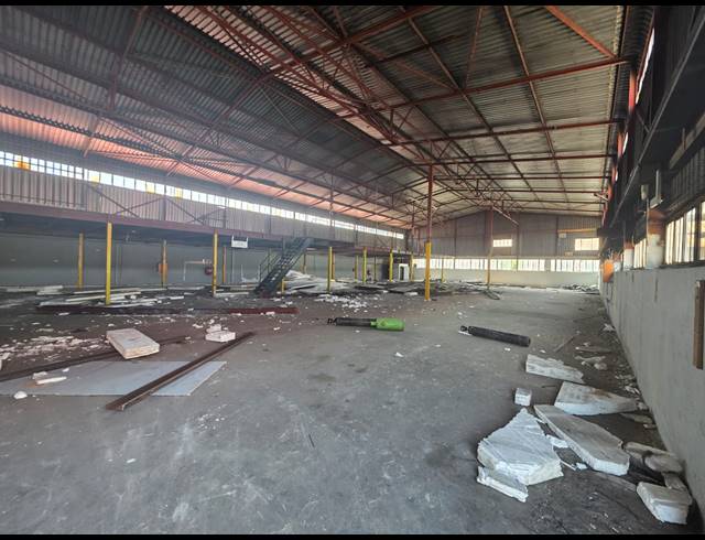 1,020M² WAREHOUSE TO LET IN ALRODE